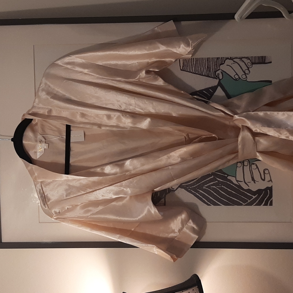 Champagne bridal prep robe